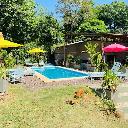 Apart Pequeno Loft Con Piscina Compartida En Cataratas Apartment Puerto Iguazu Exterior photo
